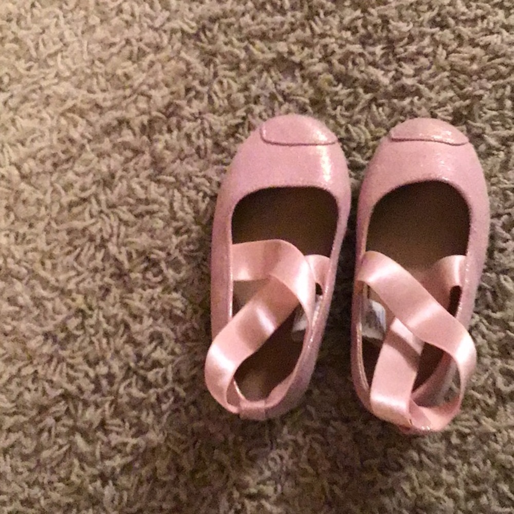 Toddler ballet type shoes size 7